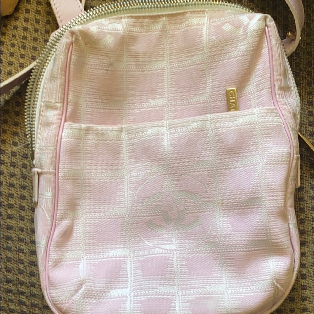 Vintage Chanel cross body or fanny pack
